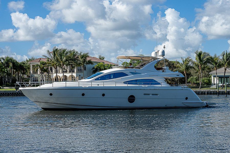 2009 Aicon Yachts 64 Flybridge