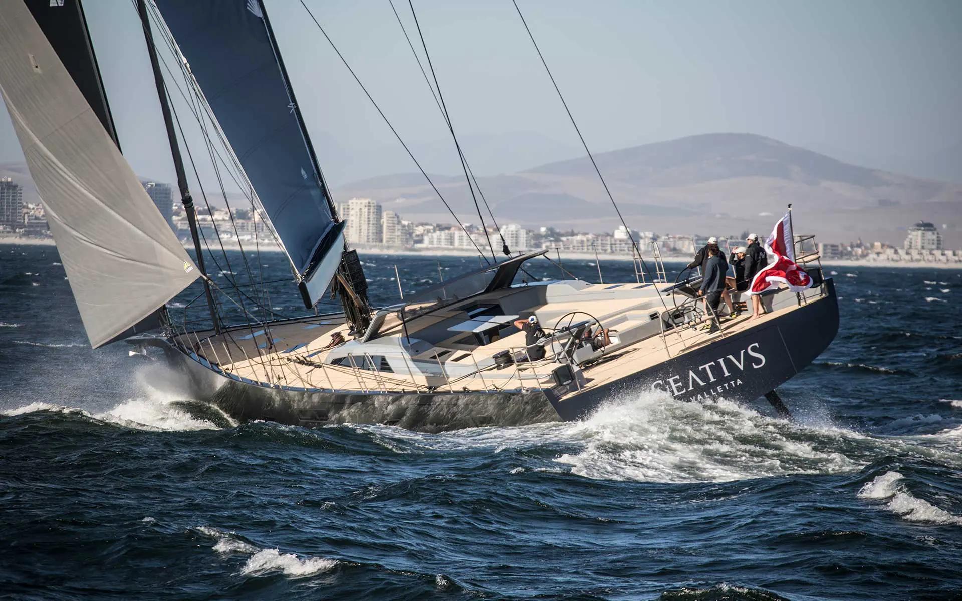 2018 Southern Wind SW96 Seatius