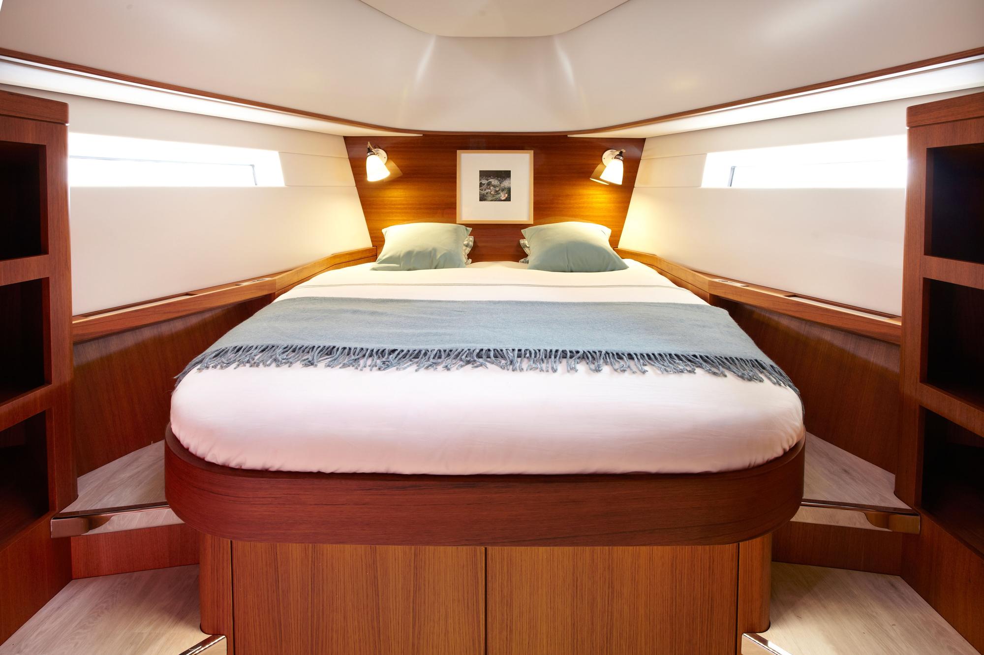 2013 Contest Yachts 52MC Fastlane