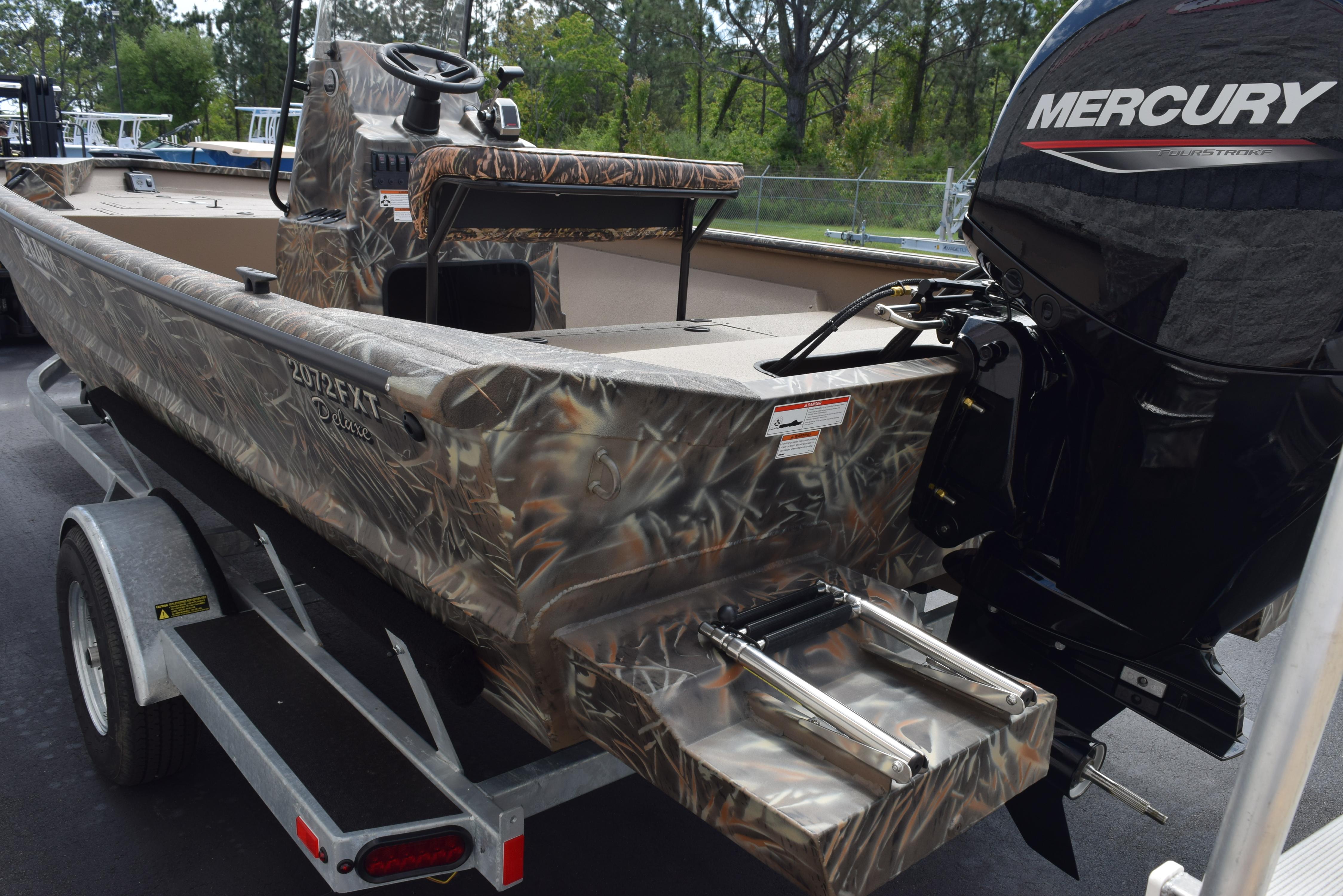 2022 SeaArk Boats 2072 FXT DELUXE CENTER CONSOLE