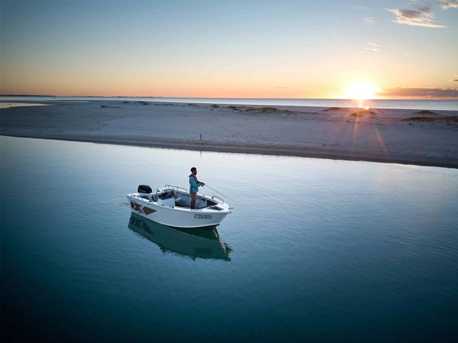 2022 Quintrex 530 Renegade Center Console