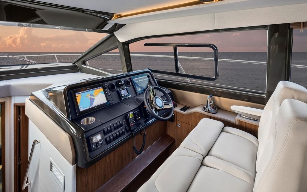 2018 Sea Ray Fly 460