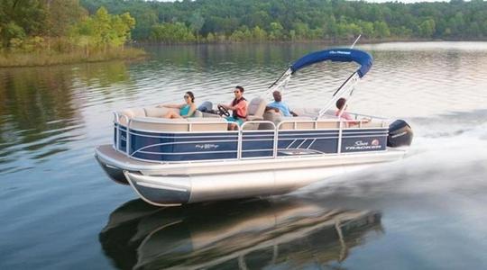 2022 Sun Tracker PARTY BARGE® 22 RF XP3