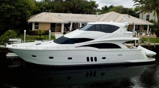 2009 Marquis Yachts Tri-Deck