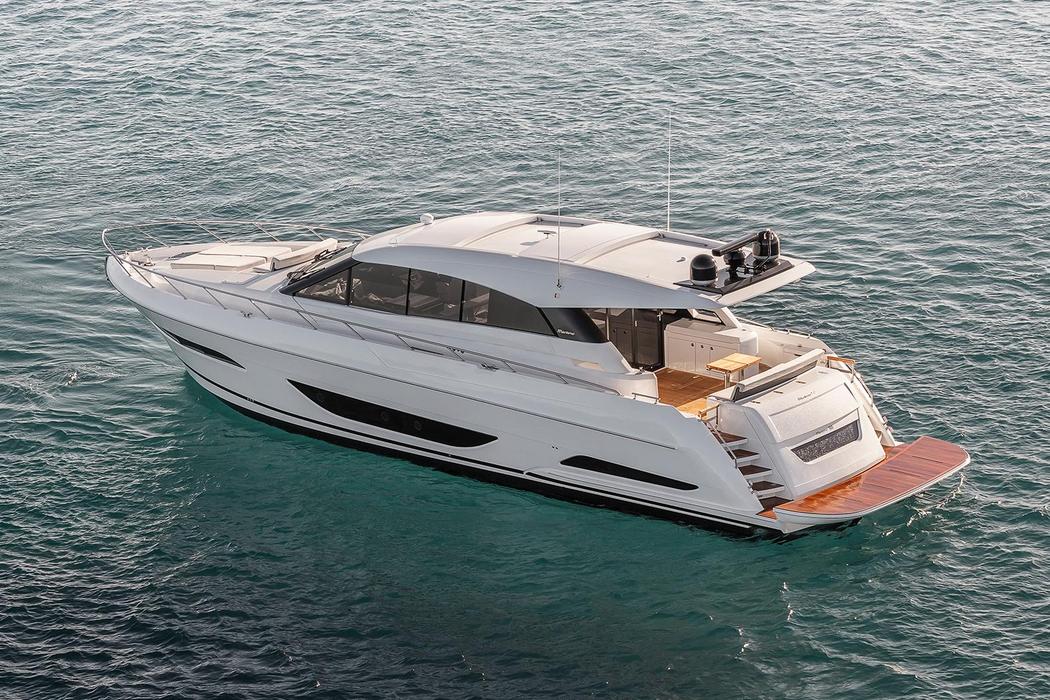 2022 Maritimo X60