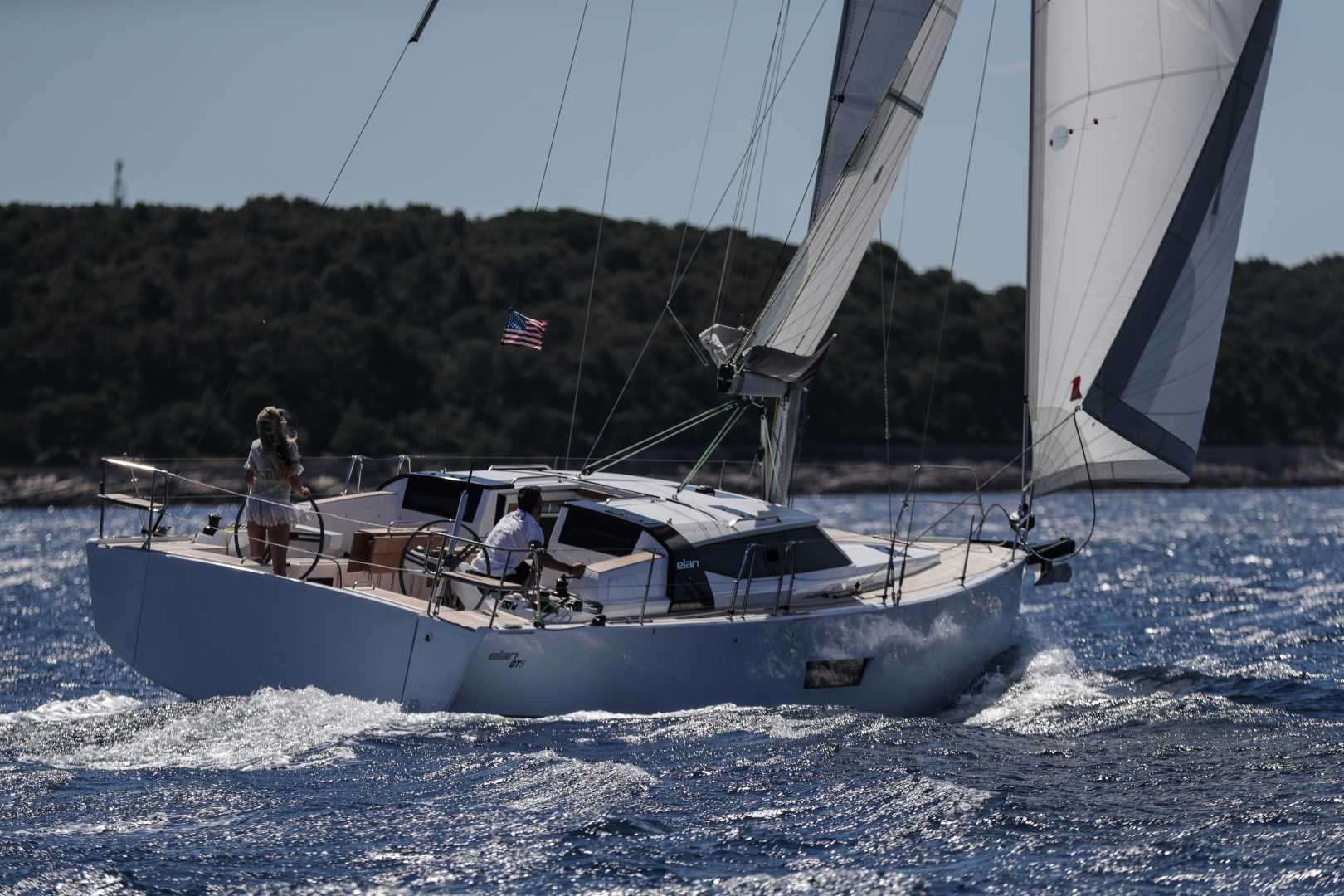 2016 Elan Yachts GT5