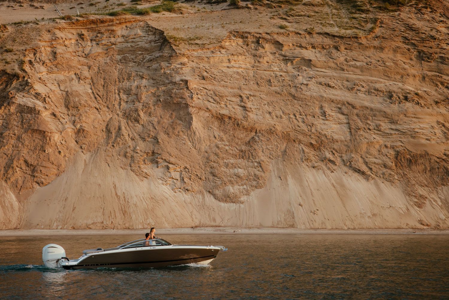 2023 Four Winns H4 OB