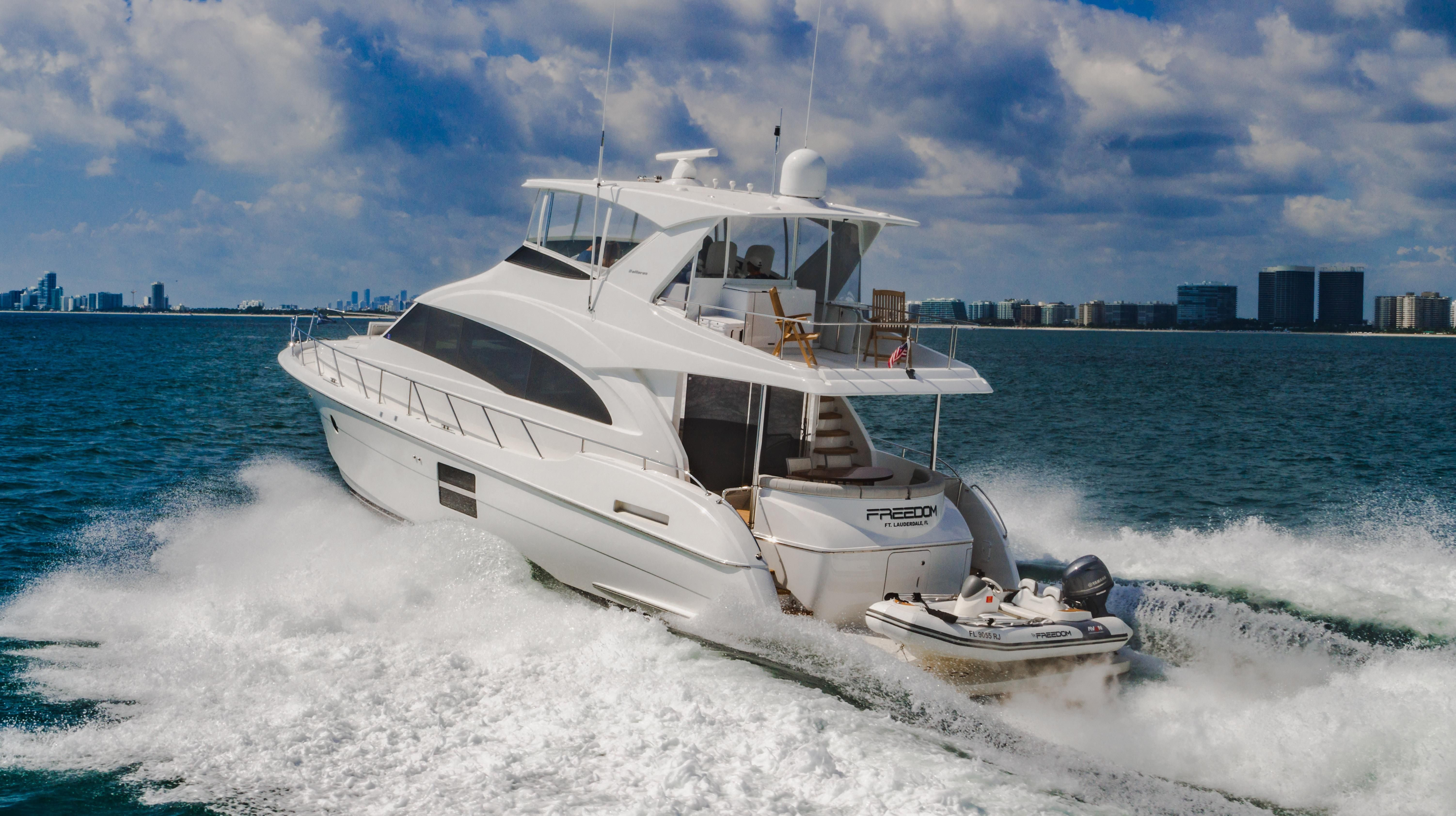 2019 Hatteras Yachts M60