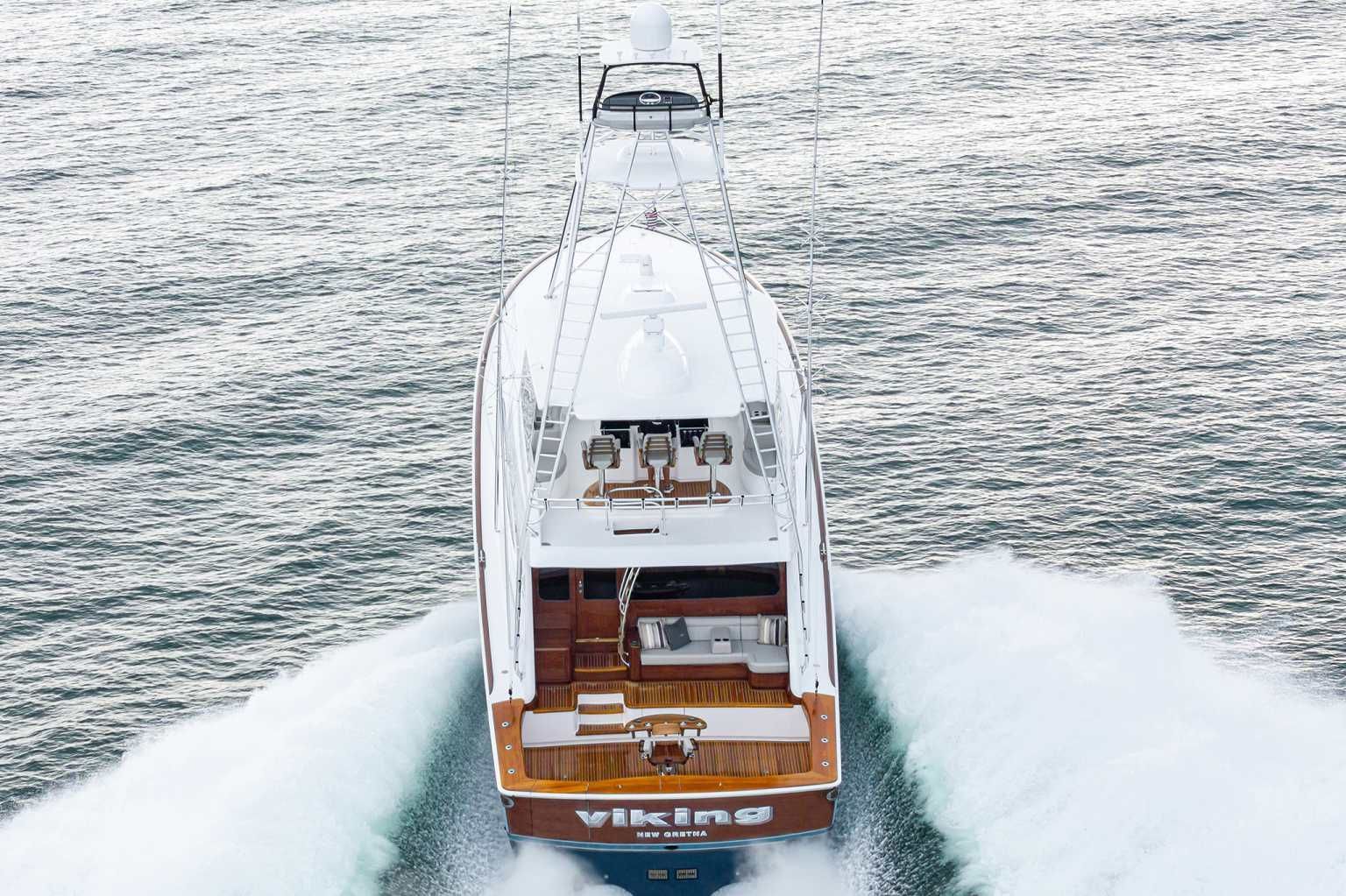 2023 Viking Yachts 82 Convertable