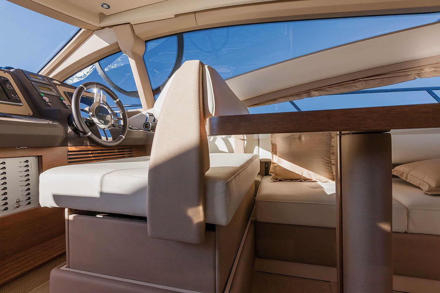 2013 Azimut Yachts 54 Fly