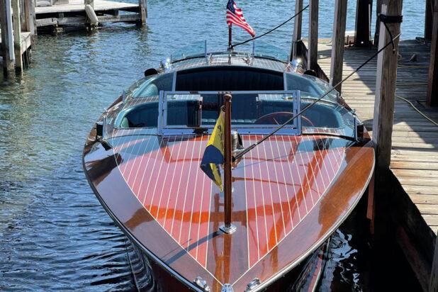 1995 Hacker Craft Triple Cockpit Runabout