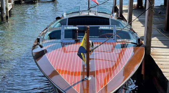 1995 Hacker Craft Triple Cockpit Runabout