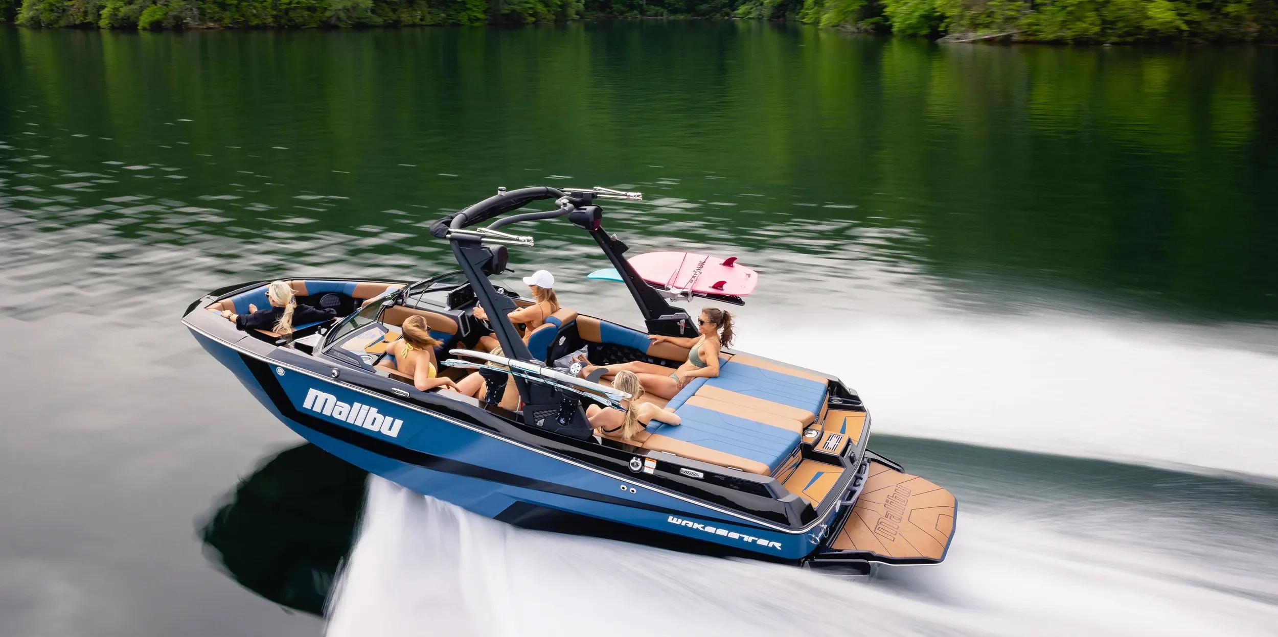 2023 Malibu Boats Wakesetter 21 LX