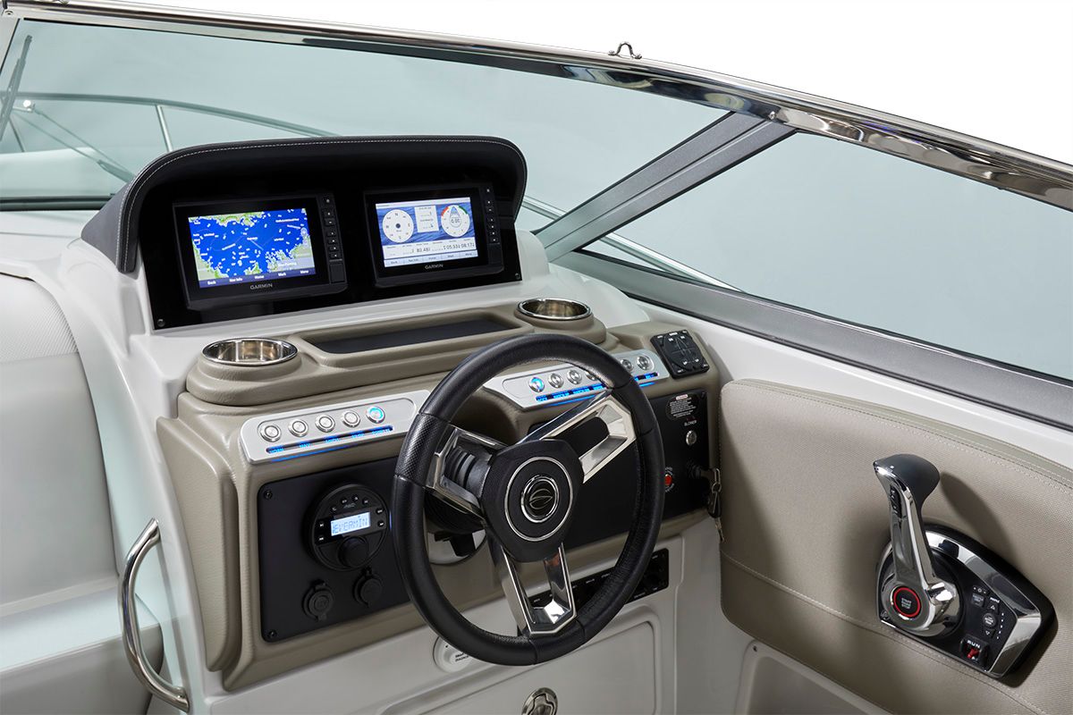 2004 Crownline 270 CR