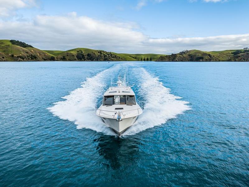 2022 Hylas Yachts M49