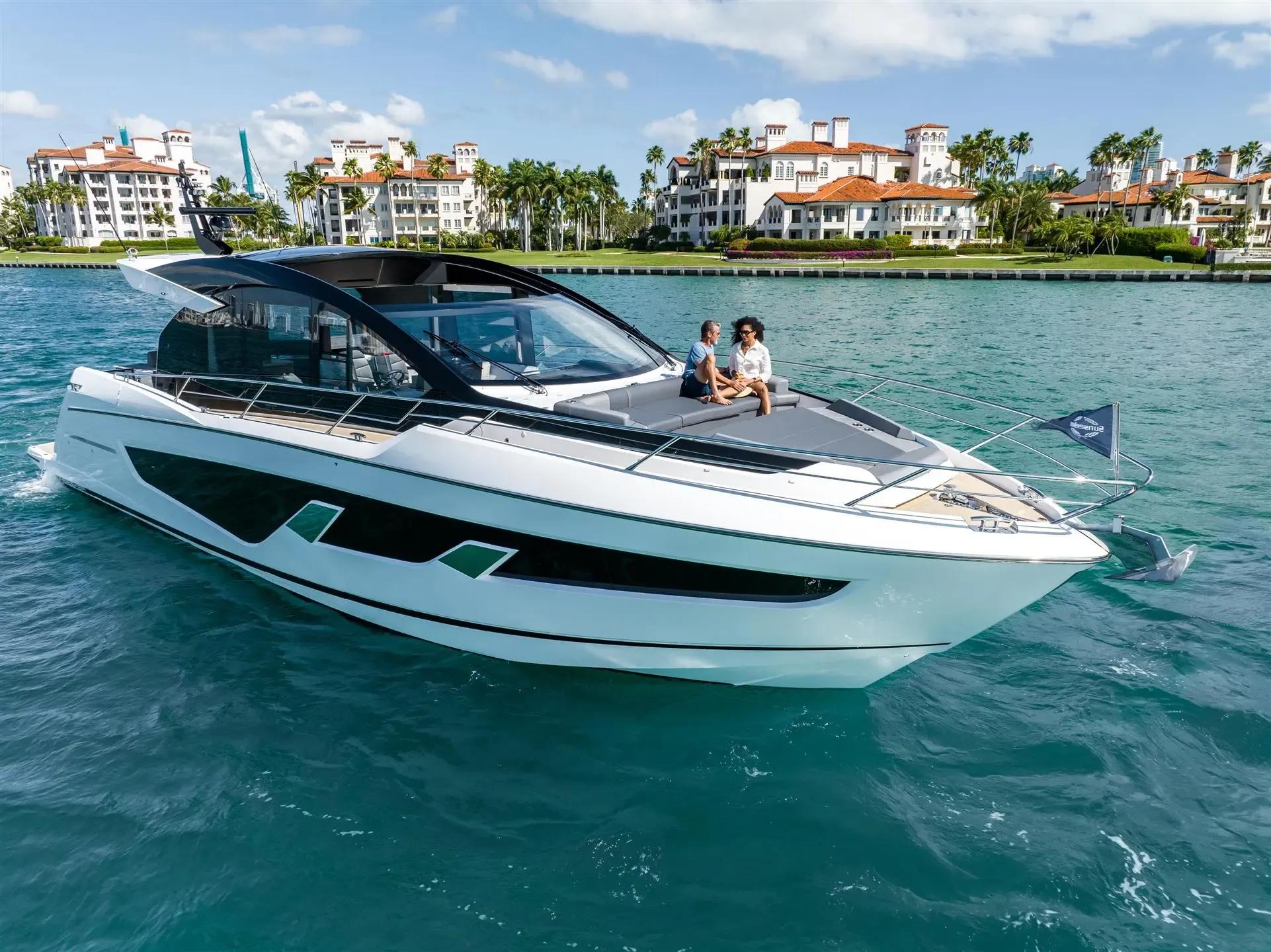 2024 Sunseeker Predator 65