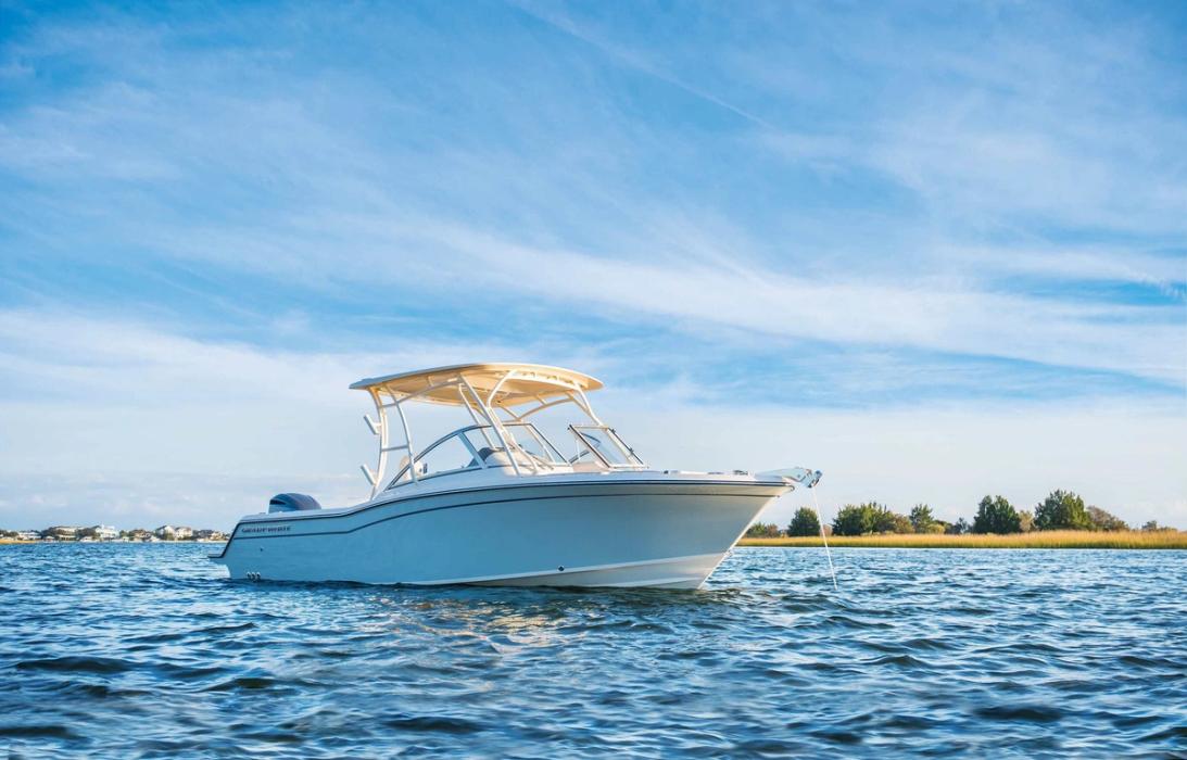 2022 Grady-White Freedom 235