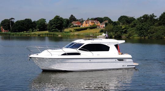 2019 Haines Marine 32 Sedan