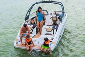 2023 Yamaha Boats 222SE