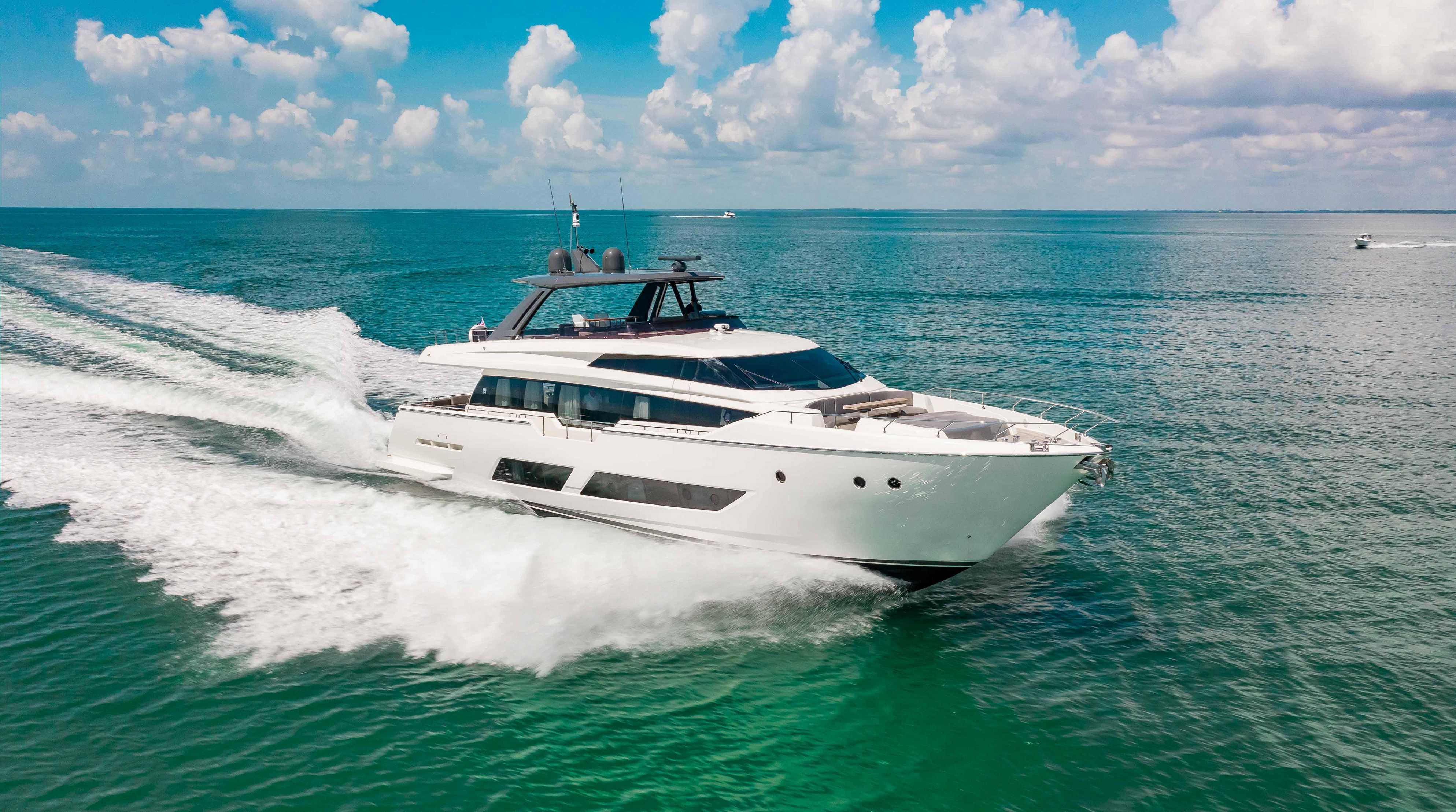 2021 Ferretti Yachts 850