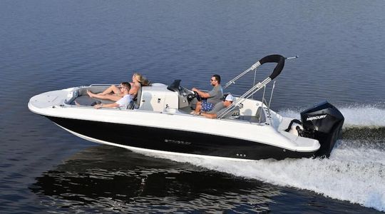 2022 Stingray Boats 212 Sc