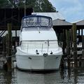 2005 Carver Yachts 33SS