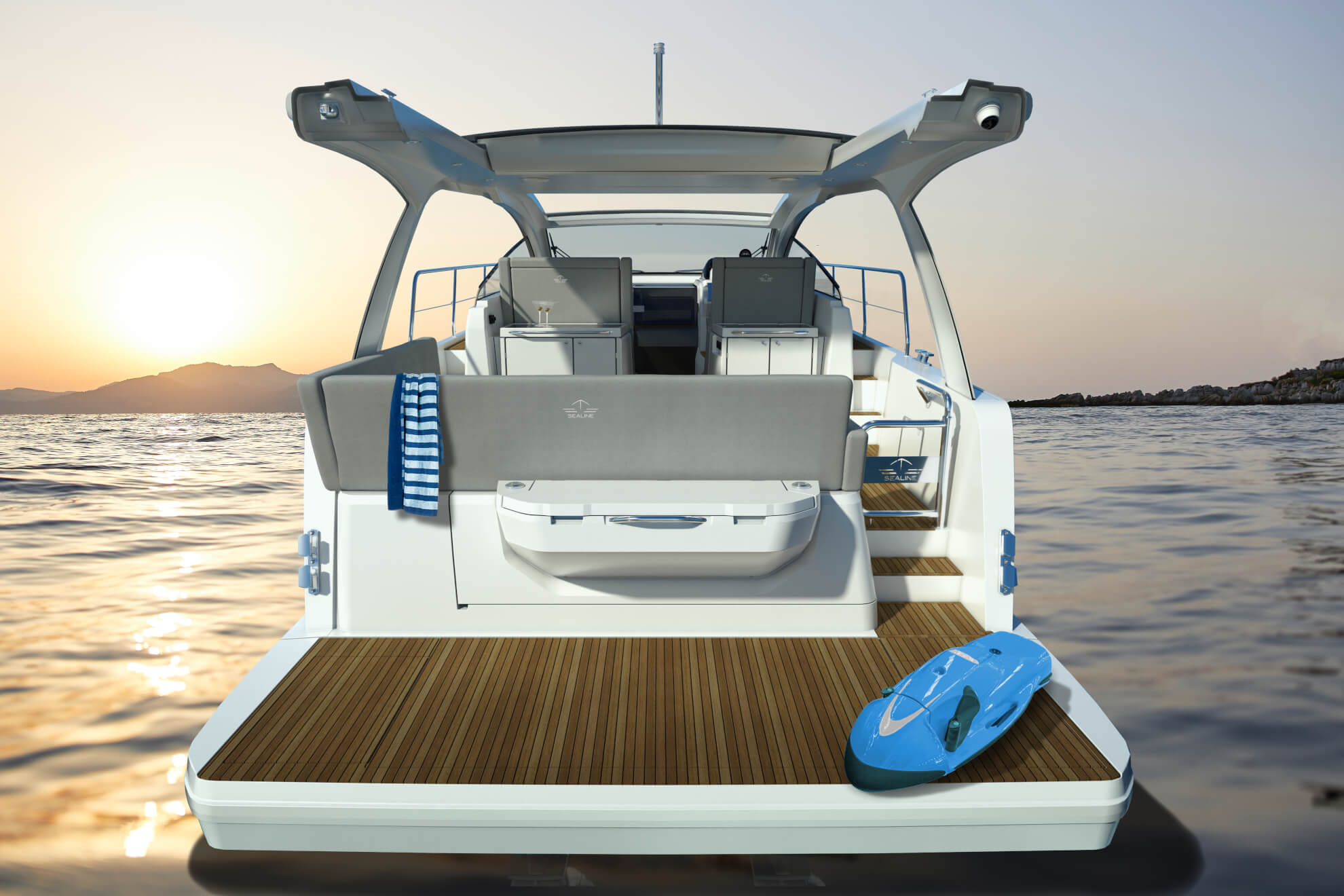 2021 Sealine S390