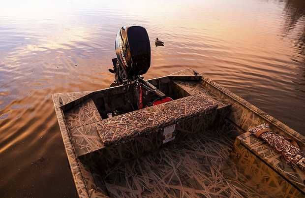 2021 Lowe Boats Roughneck 1660