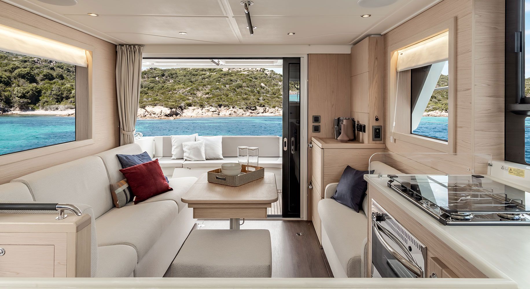 2019 Beneteau Swift Trawler 47