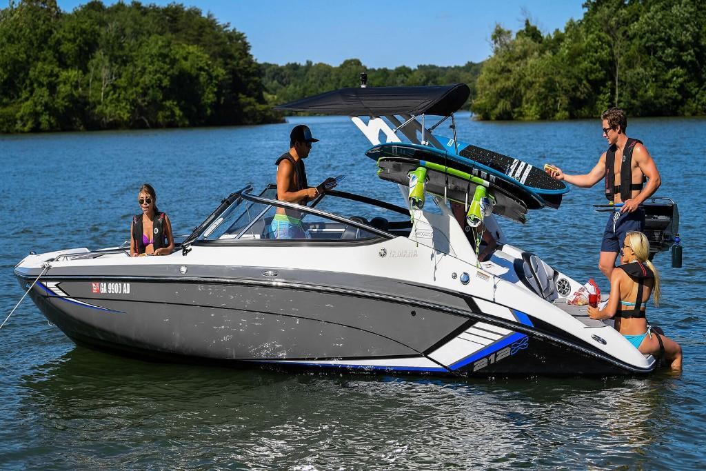 2021 Yamaha Boats 212XE
