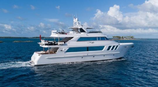 2008 MCP Yachts Europa