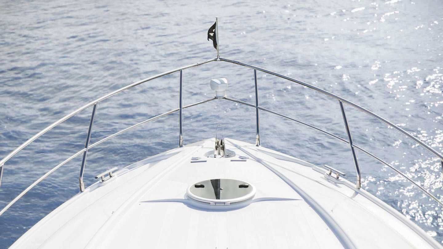 2006 Birchwood 500 Flybridge