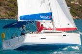 2022 Sunsail 38 3-Cabin