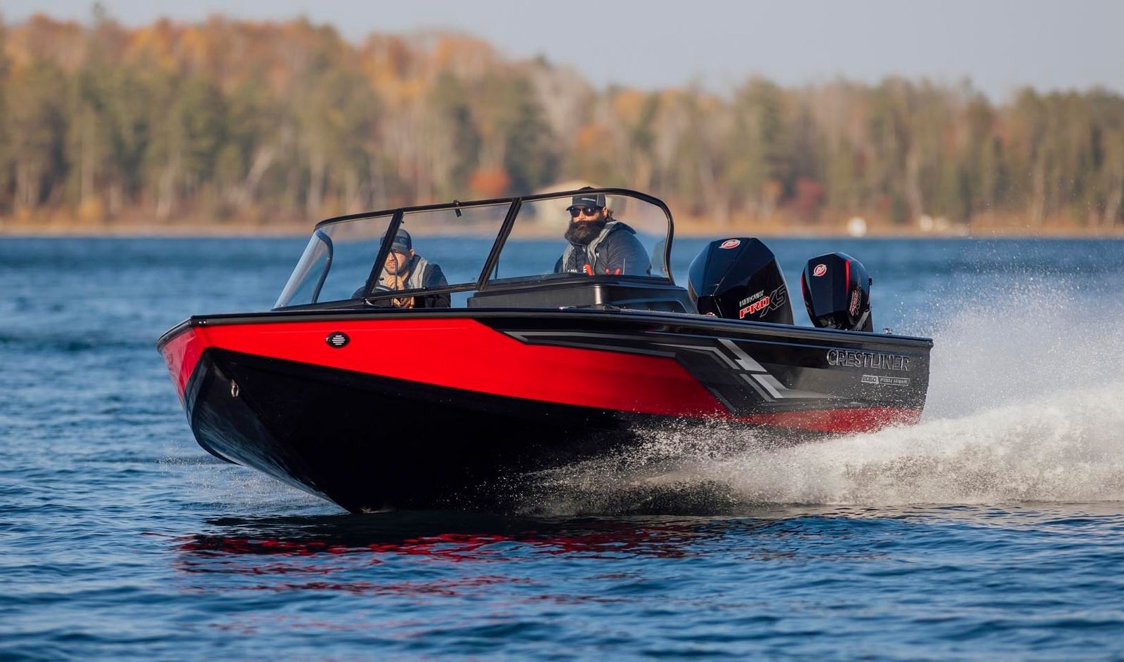 Crestliner 2050 Fish Hawk running