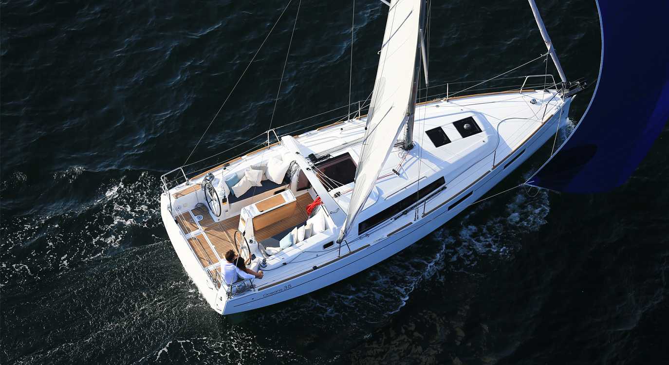 2014 Beneteau Oceanis 35
