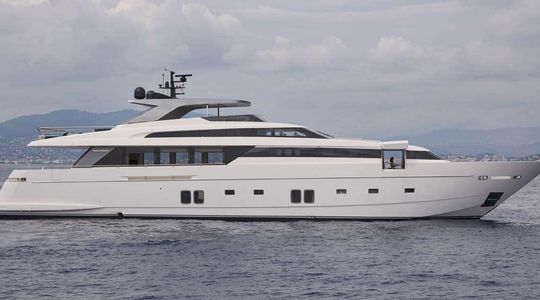 2016 Sanlorenzo Yachts SL118