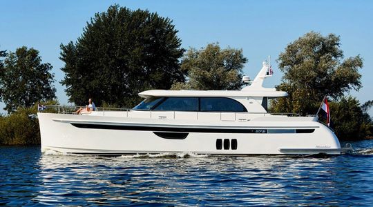 2017 Steeler 57S Long Range