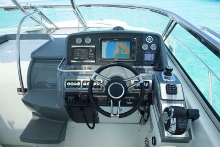 2017 Formula Boats 37 Cruiser