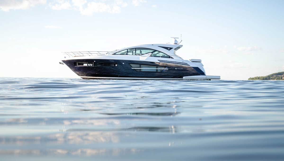 2021 Cruisers Yachts 60 Cantius