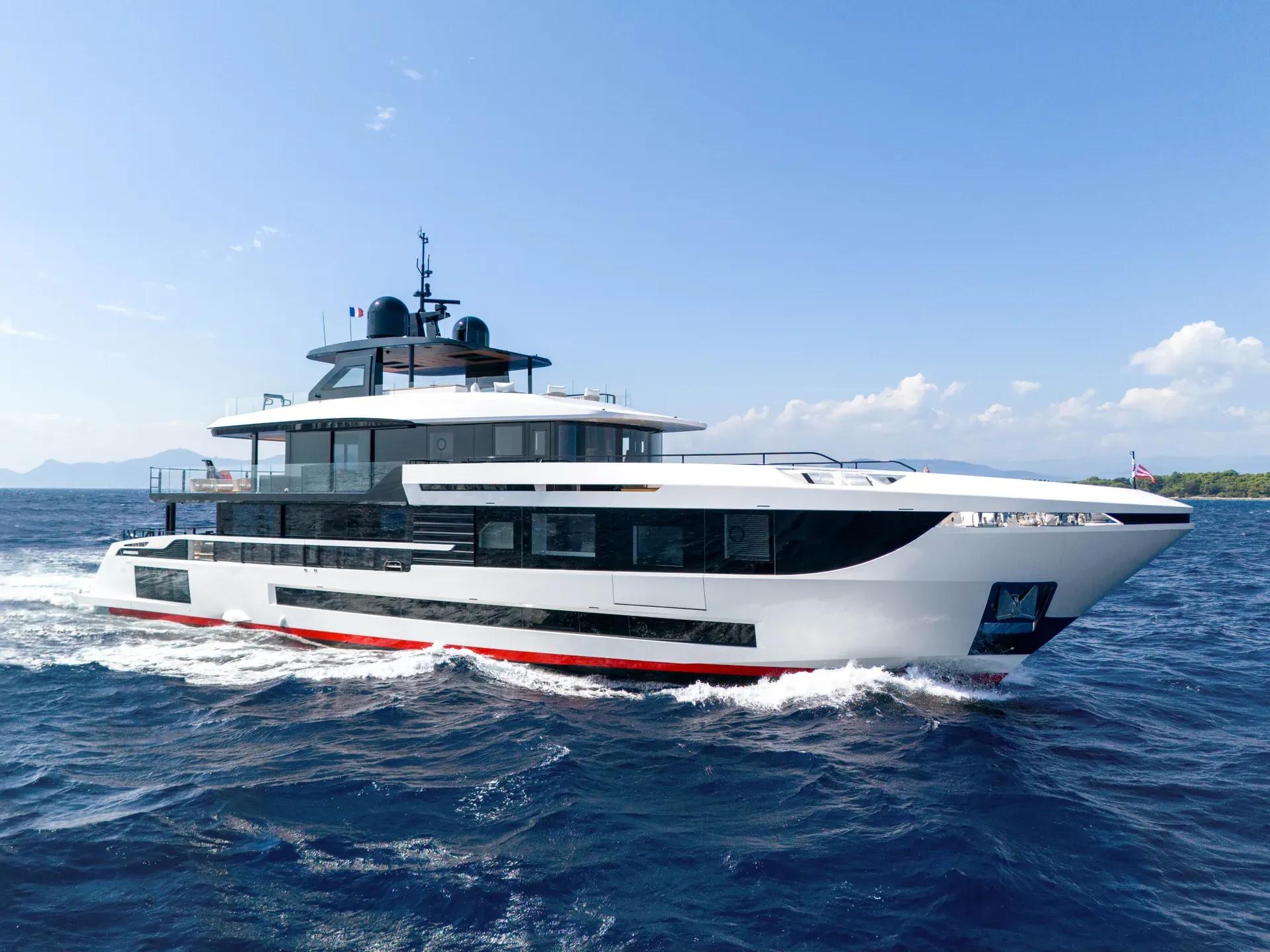 2023 Mangusta Yachts Oceano 39