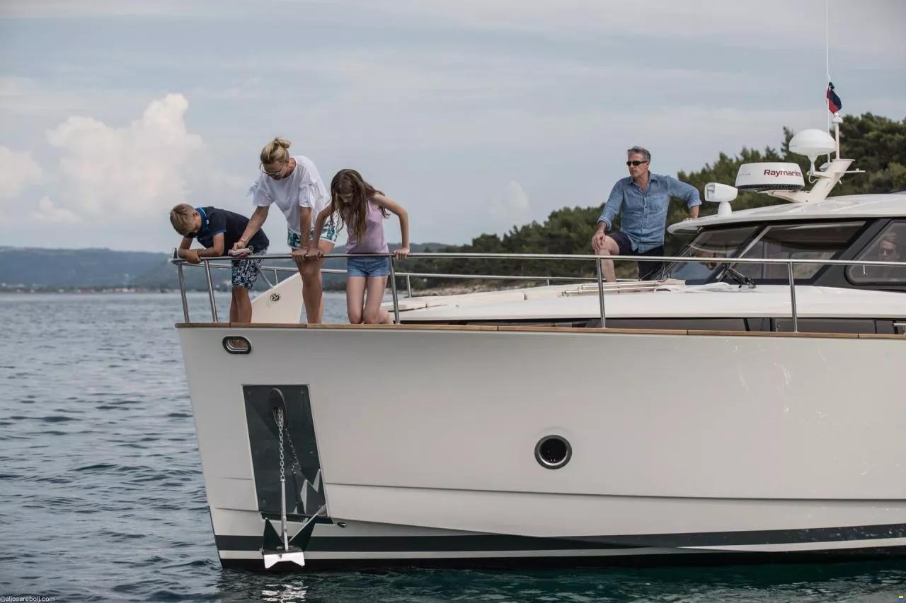 2022 Greenline Yachts 40