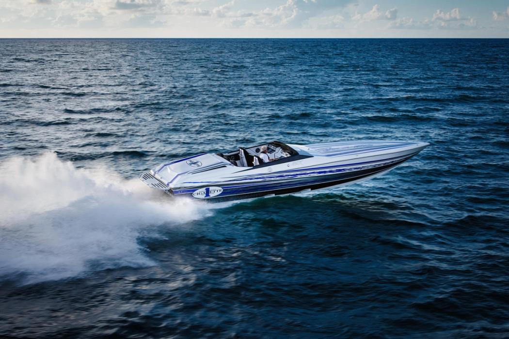 2022 Cigarette Racing 42 X