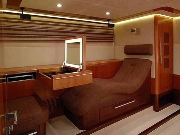 2011 Galeon Yachts 640 Fly