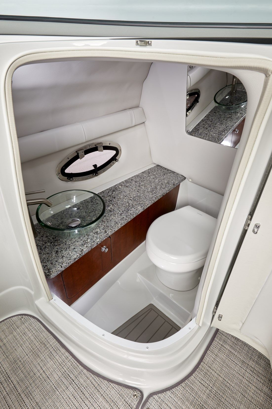 2016 Crownline 270 SS