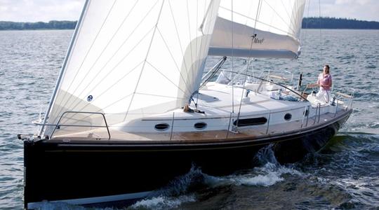 2019 Moody Yachts Aft Cockpit 45