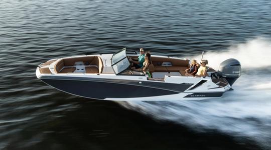 2020 Glastron GTD 240