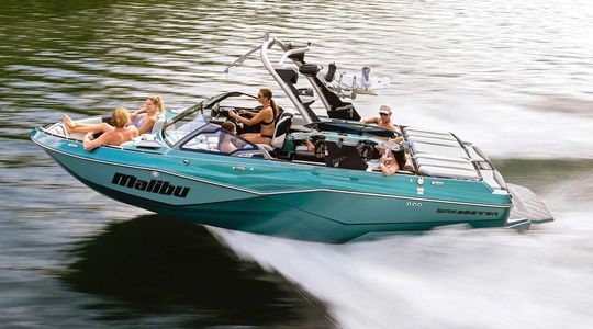 2021 Malibu Boats Wakesetter 22 LSV