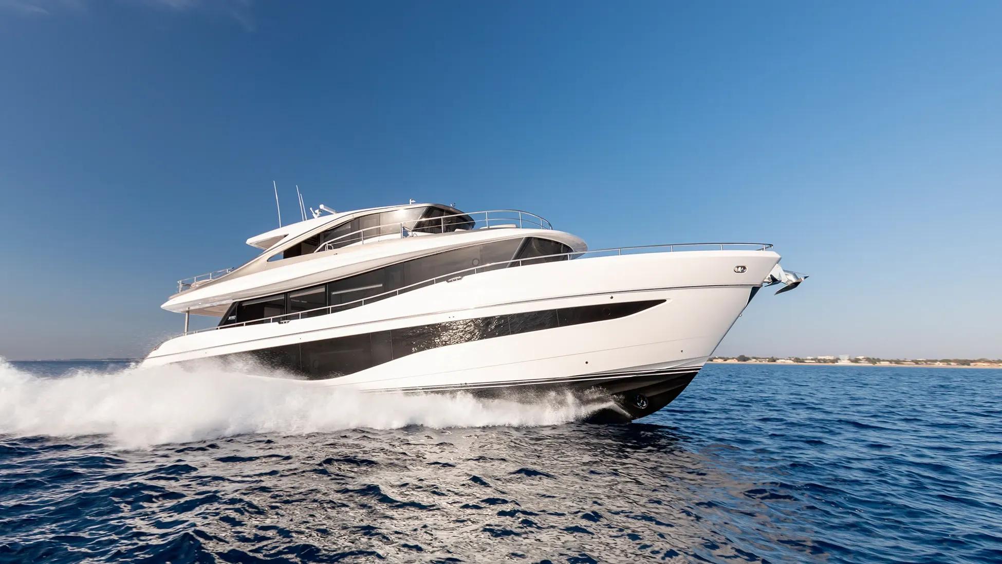 2022 Princess Yachts X80