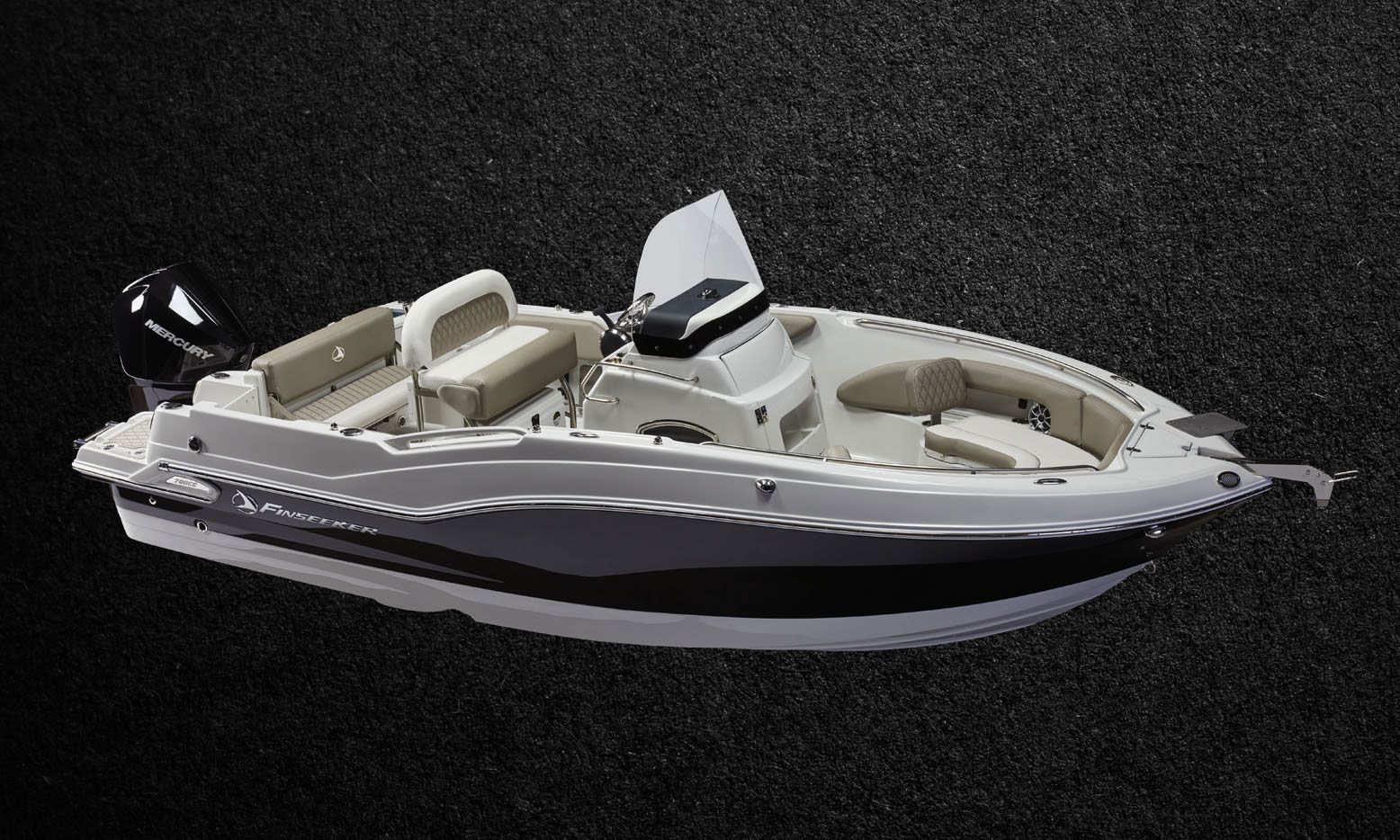 Crownline 200 CC from the bow