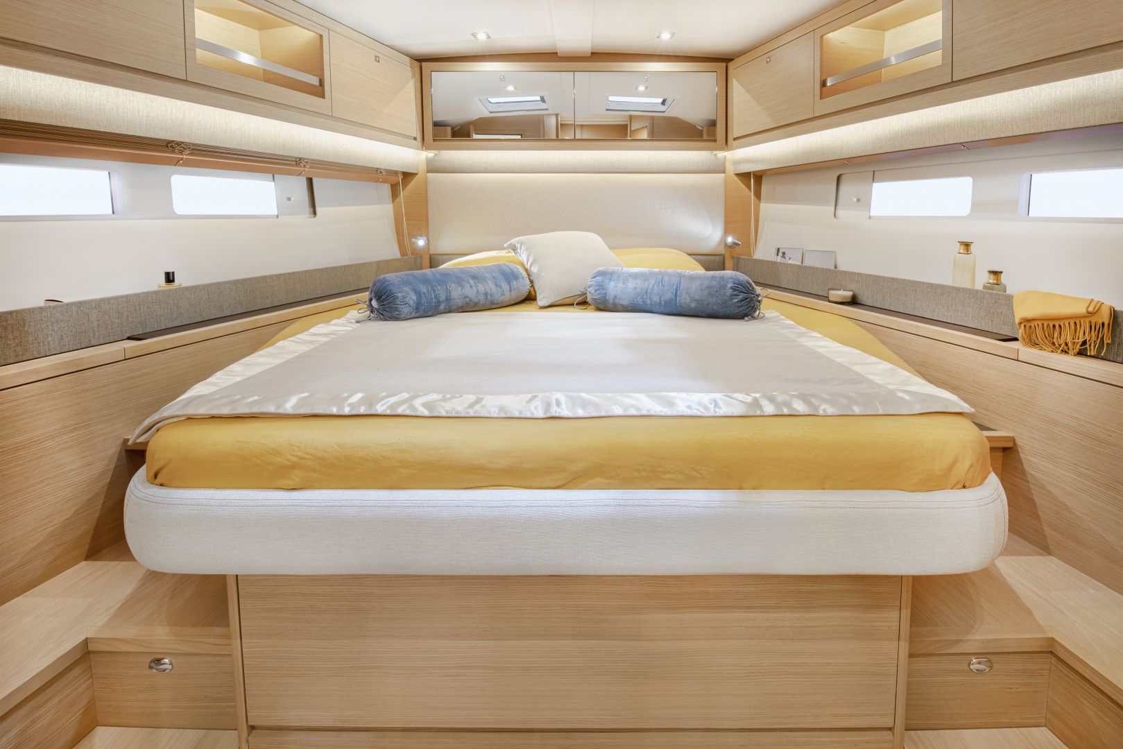 2020 Dufour Yachts 530